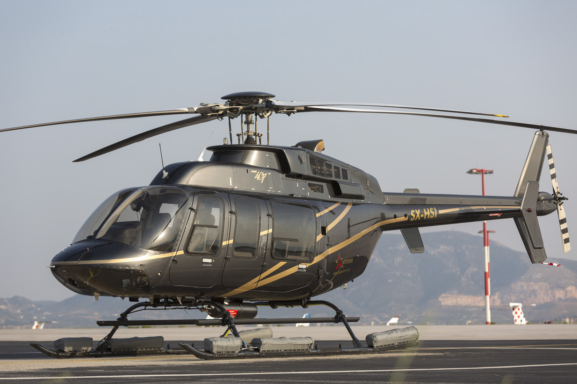 Bell 206 helicopter