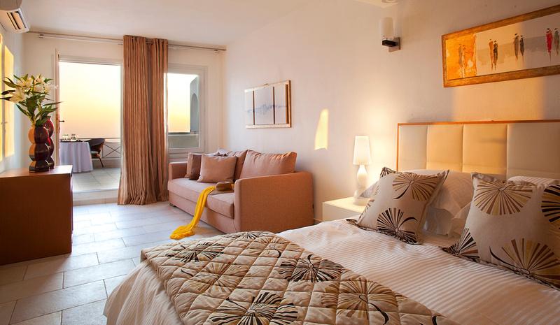 ADAMANT SUITES SANTORINI