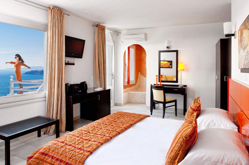 ADAMANT SUITES SANTORINI