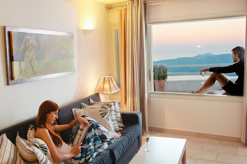 ADAMANT SUITES SANTORINI