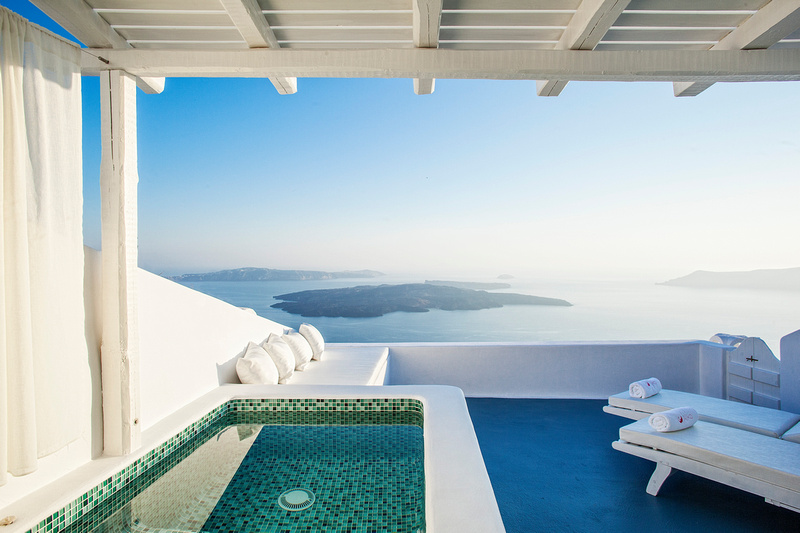 ALIKO LUXURY SUITES SANTORINI