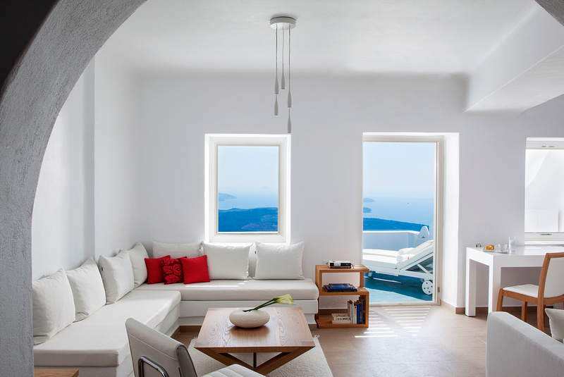 ALIKO LUXURY SUITES SANTORINI