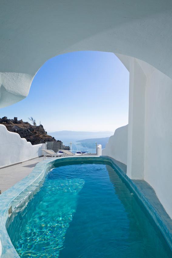 ANGEL and STARS SUITES & SPASANTORINI
