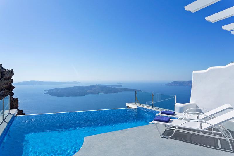 ANGEL and STARS SUITES & SPASANTORINI