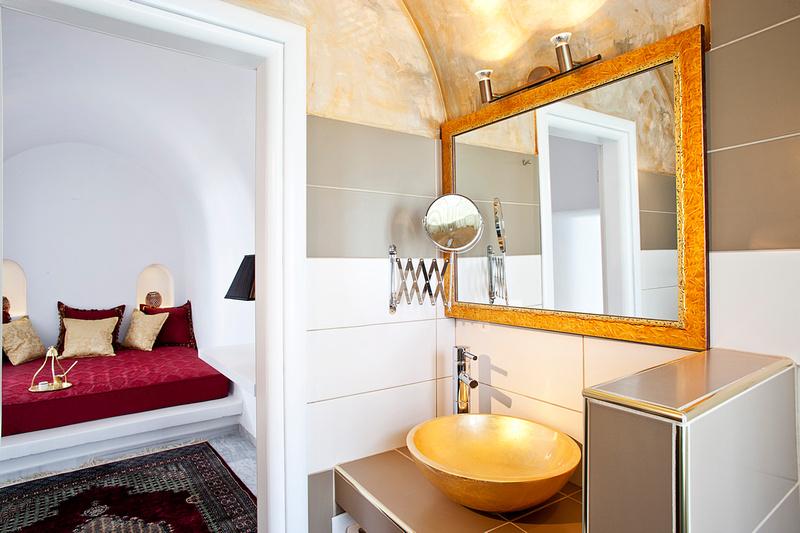 ASTERAS VILLAS SANTORINI
