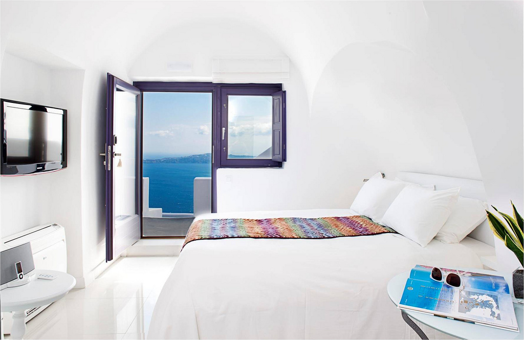 CHROMATA UP STYLE HOTEL SANTORINI