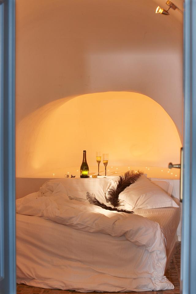 DREAMS LUXURY SUITES SANTORINI