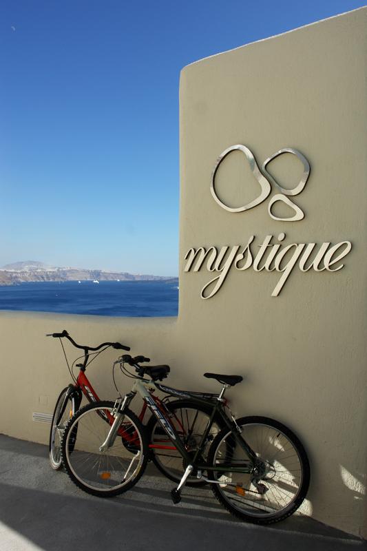 MYSTIQUE LUXURY COLLECTION RESORT SANTORINI