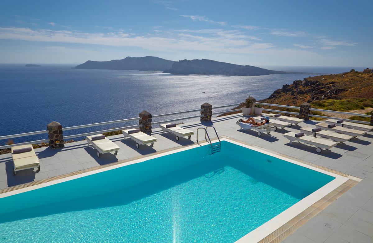 OIA SUITES SANTORINI