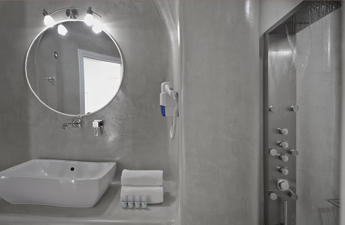 OIA SUITES SANTORINI