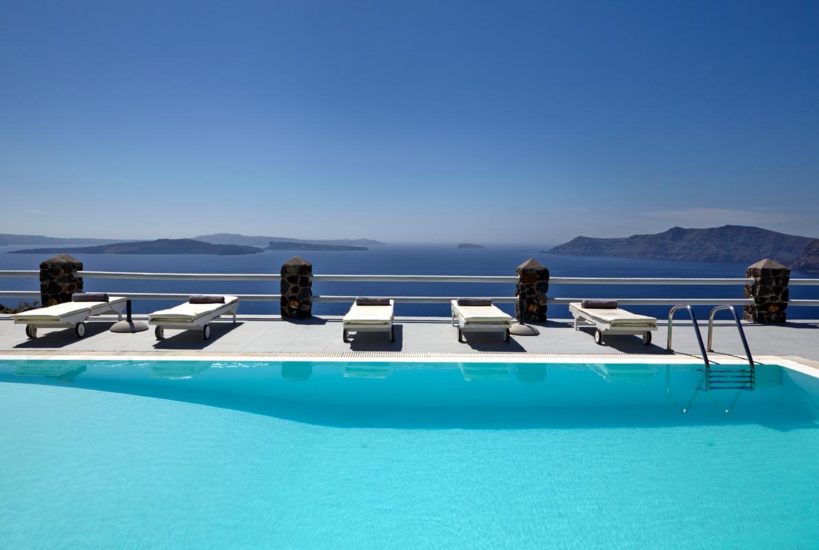 OIA SUITES SANTORINI