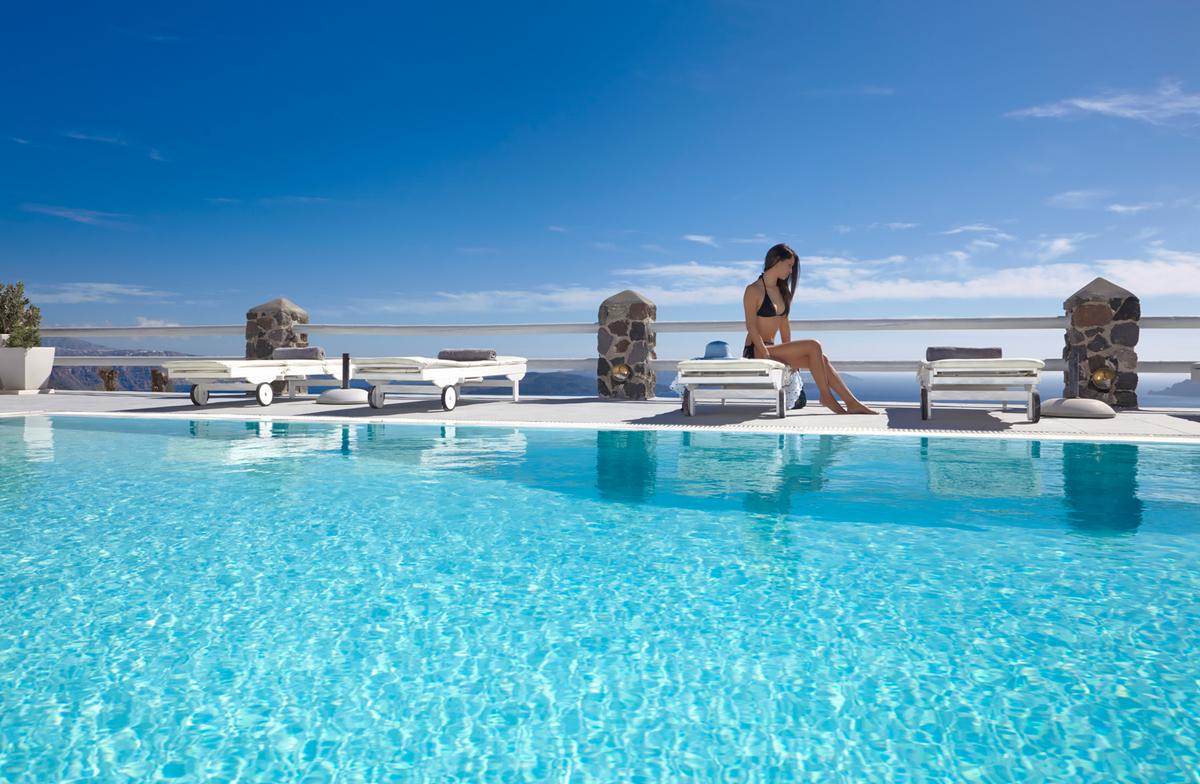 OIA SUITES SANTORINI
